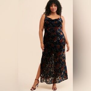 Hutch velvet burn out size xxl Navy Floral Dress